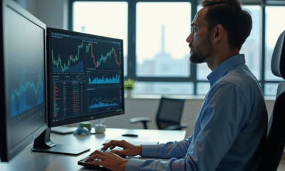 Actuaire au bureau analysant des données financières